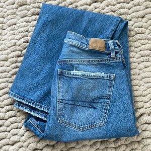 American Eagle | High-Waisted Baggy Jean